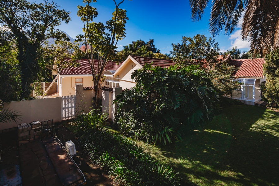 5 Bedroom Property for Sale in Heatherlands Western Cape